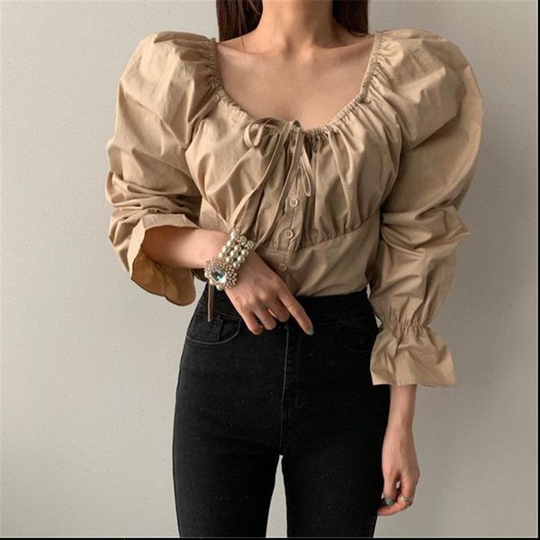 reversible pleated french style 2021 women high waist soft new loose simple casual retro short shirt 3 colors, White
reversible pleated french style 2021 women high waist soft new loose simple casual retro short shirt 3 colors, White