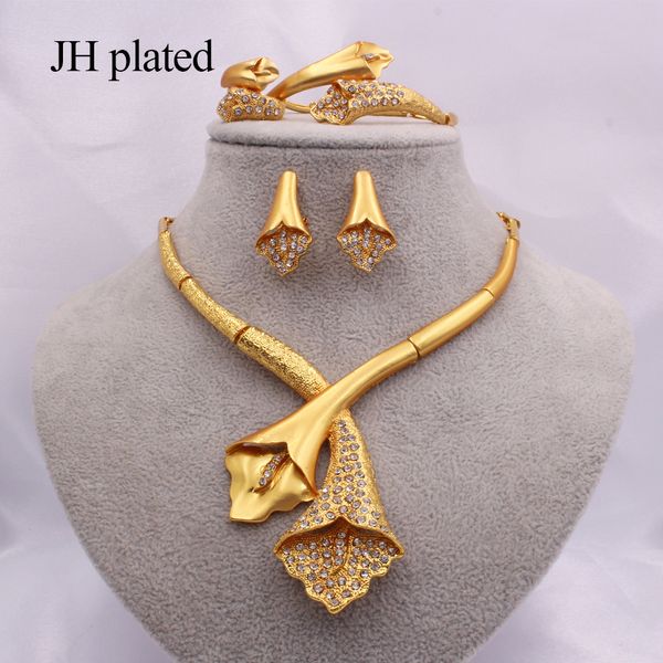 dubai gold color jewelry sets for women african wedding gifts bridal collares party bracelet necklace earrings ring set 201222, Slivery;crystal
dubai gold color jewelry sets for women african wedding gifts bridal collares party bracelet necklace earrings ring set 201222, Slivery;crystal
