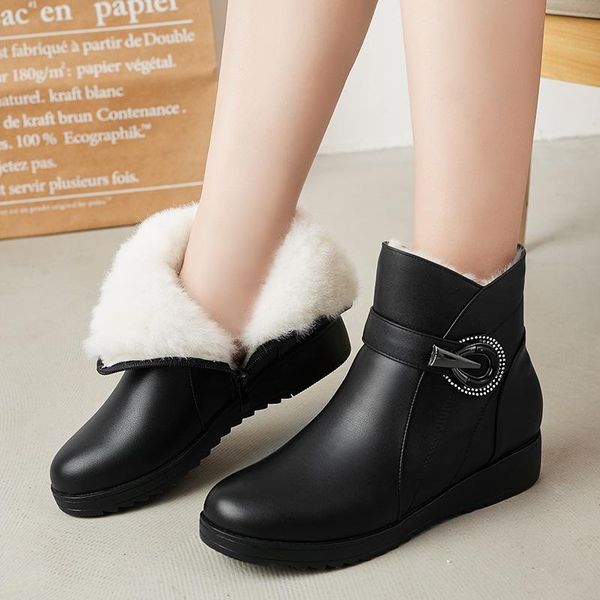 women snow boots warm thick fur boots winter shoes genuine leather big size 41 42 43 round toe shoes woman, Black
women snow boots warm thick fur boots winter shoes genuine leather big size 41 42 43 round toe shoes woman, Black
