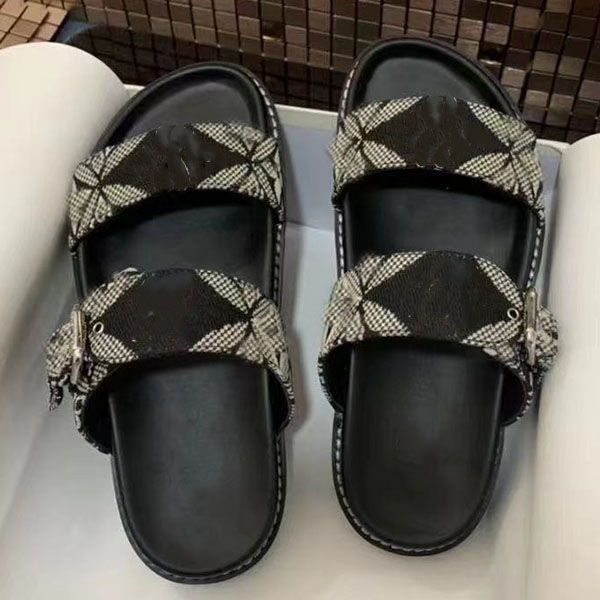 2021-woman slipper designer slipper quality casual slipper genuine leather printing flip flop size 35-41with box, Black
2021-woman slipper designer slipper quality casual slipper genuine leather printing flip flop size 35-41with box, Black