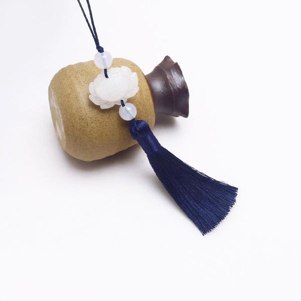 2pcs white jade lotus tassel fringe diy garments materials key bag phone bookmark tassel pendant hand make embellissements craft h jllvyd
2pcs white jade lotus tassel fringe diy garments materials key bag phone bookmark tassel pendant hand make embellissements craft h jllvyd