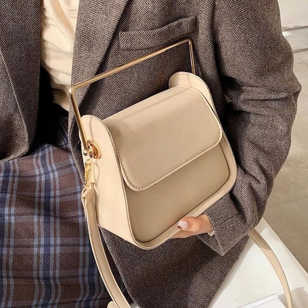shoulder bags metal handle mini pu leather crossbody for women 2021 fashion trend handbag women's trending bag totes
shoulder bags metal handle mini pu leather crossbody for women 2021 fashion trend handbag women's trending bag totes