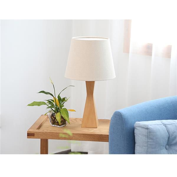 wholesale concise modern style table lamps high-grade materials creative fashion eye protection table lamp with light source us plug
wholesale concise modern style table lamps high-grade materials creative fashion eye protection table lamp with light source us plug
