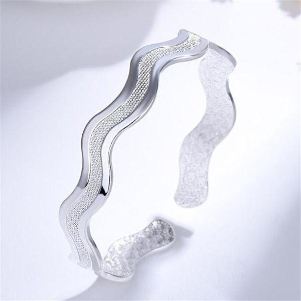 tennis korean style water ripple frosted silver color bracelet temperament women's open fashion jewelry accessories, Golden;silver
tennis korean style water ripple frosted silver color bracelet temperament women's open fashion jewelry accessories, Golden;silver