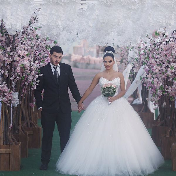 classic arabic pearls ball gown wedding dresses floor length sweetheart strapless plus size long garden bridal gowns 2021 vestidos de novia, White
classic arabic pearls ball gown wedding dresses floor length sweetheart strapless plus size long garden bridal gowns 2021 vestidos de novia, White