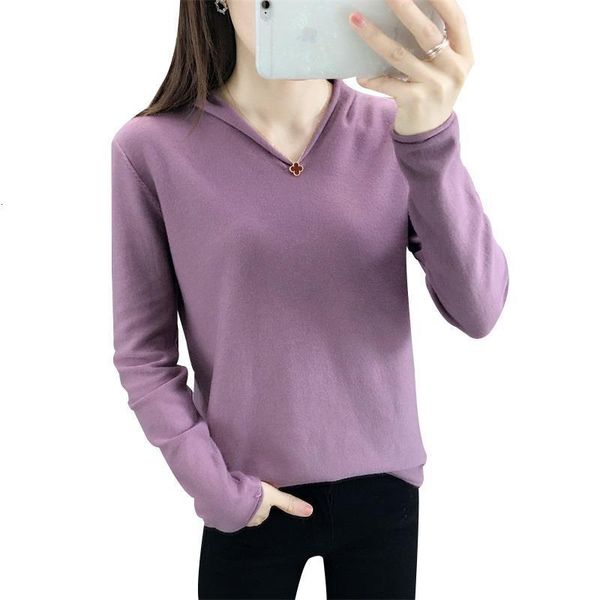 2021 autumn and solid winter new half hat sweater women loose large size pullover sweater solid color v neck long sleeved, White;black
2021 autumn and solid winter new half hat sweater women loose large size pullover sweater solid color v neck long sleeved, White;black