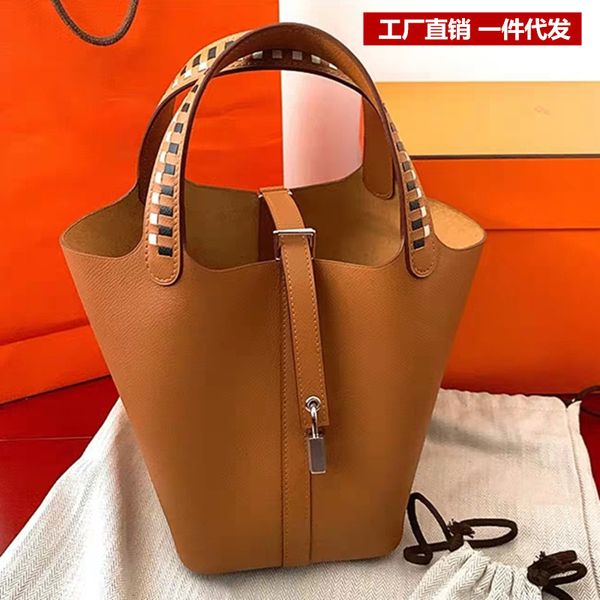 new style vegetable basket bucket hand palm print one shoulder portable large capacity fashionable leather women's bag
new style vegetable basket bucket hand palm print one shoulder portable large capacity fashionable leather women's bag