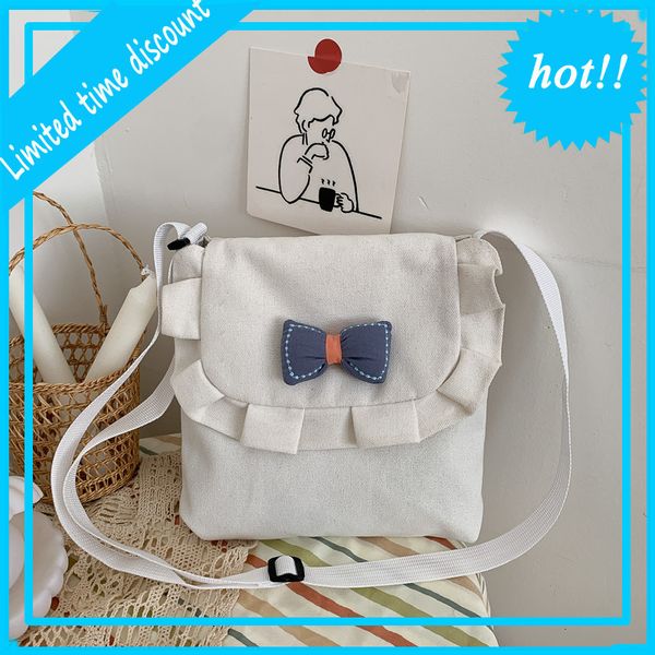 cute soft girl old style girl's messenger korean version ins wind bear small schoolgirl canvas bag
cute soft girl old style girl's messenger korean version ins wind bear small schoolgirl canvas bag