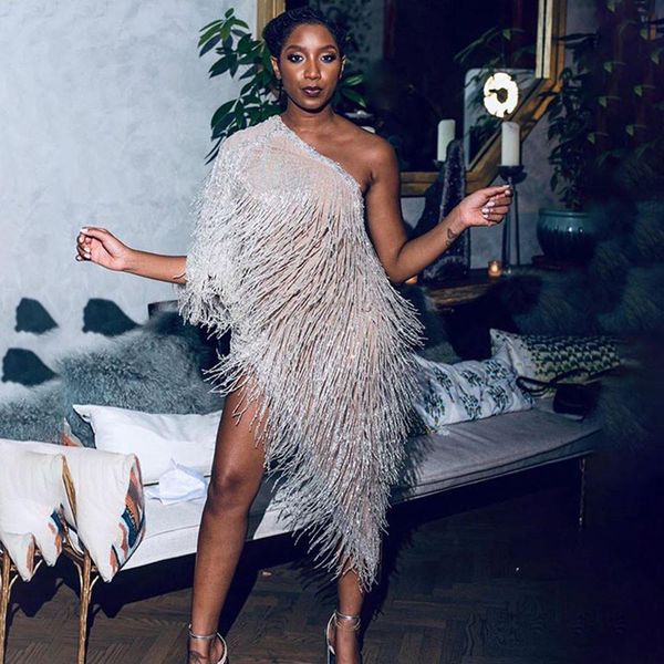 elegant one shoulder celebrity evening runway party dress women fringe tassels asymmetrical club dress robe vestidos de fiesta, Black;gray
elegant one shoulder celebrity evening runway party dress women fringe tassels asymmetrical club dress robe vestidos de fiesta, Black;gray
