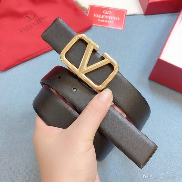 2020 new ladies luxury ladies belt buckle leather belt ladies stripe designer belt, Black;brown
2020 new ladies luxury ladies belt buckle leather belt ladies stripe designer belt, Black;brown