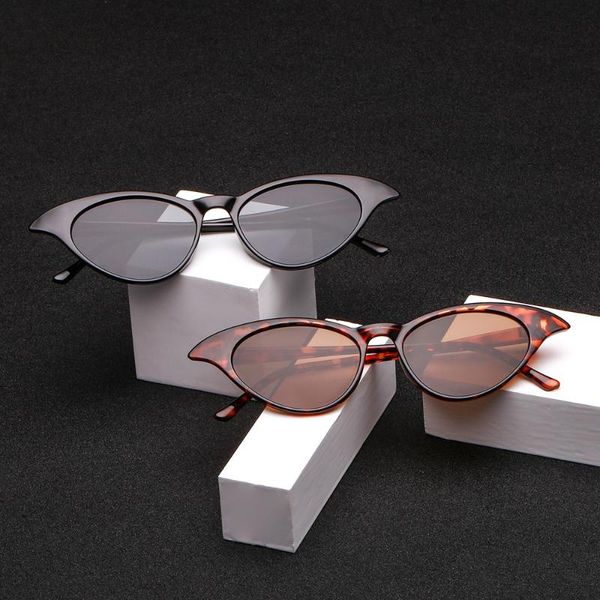 sunglasses women cat eye street style eyewear shades for female feminino ua400, White;black
sunglasses women cat eye street style eyewear shades for female feminino ua400, White;black