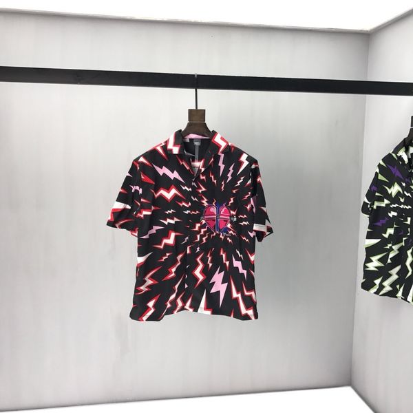 2020ss spring and summer new high grade cotton printing short sleeve round neck panel t-shirt size: m-l-xl-xxl-xxxl color: black white 055 
2020ss spring and summer new high grade cotton printing short sleeve round neck panel t-shirt size: m-l-xl-xxl-xxxl color: black white 055