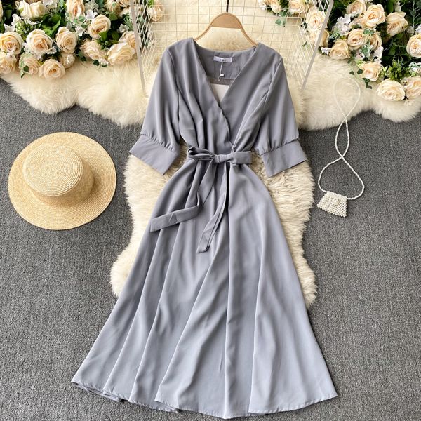 2021 new elegant female singiny dressed solid short-sleeve lace up to office gowns line summer streetwear dress long 1u9h, Black;gray
2021 new elegant female singiny dressed solid short-sleeve lace up to office gowns line summer streetwear dress long 1u9h, Black;gray