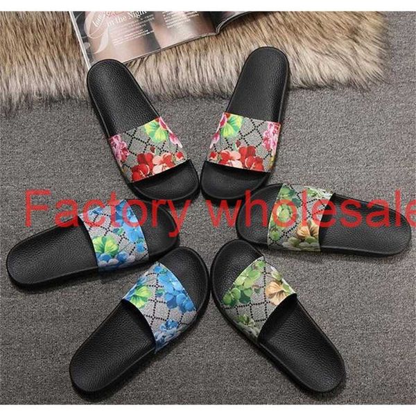 europ luxury slide summer fashion wide flat slippery with thick sandals slipper men women sandals designer shoes flip flops slipper 36-45, Black
europ luxury slide summer fashion wide flat slippery with thick sandals slipper men women sandals designer shoes flip flops slipper 36-45, Black