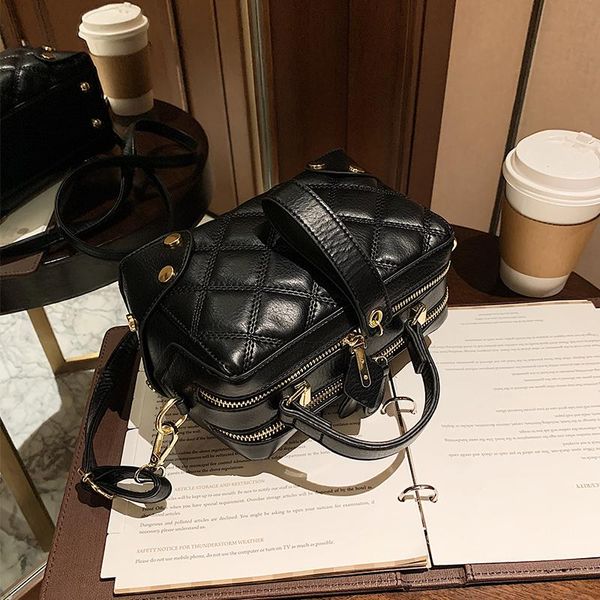 lattice square crossbody bag 2021 fashion new pu leather women's designer handbag lock chain shoulder messenger bag
lattice square crossbody bag 2021 fashion new pu leather women's designer handbag lock chain shoulder messenger bag