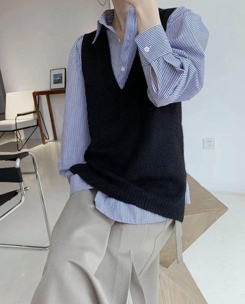 2021 all-match vest vest simple basic solid color sweater base sweater loose, Black;white
2021 all-match vest vest simple basic solid color sweater base sweater loose, Black;white