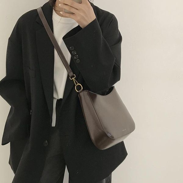 cross body pondmoor messenger bag baguette women fashion pu leather armpit french shoulder luxury design handbag lady purse
cross body pondmoor messenger bag baguette women fashion pu leather armpit french shoulder luxury design handbag lady purse