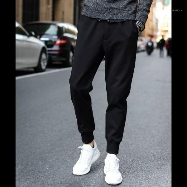 man thin bound feet leisure pants loose upon hip hop trousers sweatpants male casual pants1, Black
man thin bound feet leisure pants loose upon hip hop trousers sweatpants male casual pants1, Black