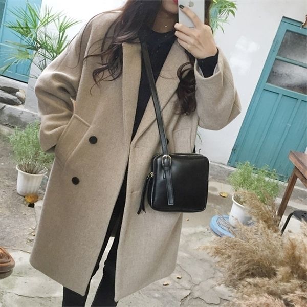 2020 new wool blend coat women long sleeve collar outwear long jacket korean casual autumn winter elegant overcoat woolen coat y1126, Black
2020 new wool blend coat women long sleeve collar outwear long jacket korean casual autumn winter elegant overcoat woolen coat y1126, Black