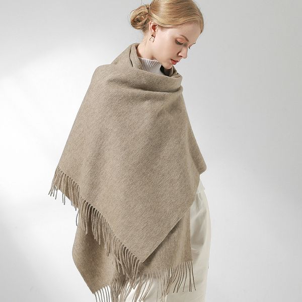inverno 100% leno l pura mulher engrossar xales e envoltrios echarpe para senhoras foulard femme slida cachecis de caxemira nogj, Blue;gray
inverno 100% leno l pura mulher engrossar xales e envoltrios echarpe para senhoras foulard femme slida cachecis de caxemira nogj, Blue;gray