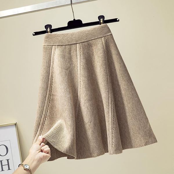 2020 autumn winter knitted warm cotton skirts women fashion high waist pleated mini skirt female school black khaki gray
2020 autumn winter knitted warm cotton skirts women fashion high waist pleated mini skirt female school black khaki gray