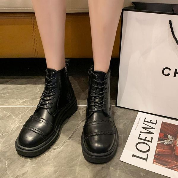 2021 pu leather boots women hollow out flowers brogues platformed street marteens boots women biker botas mujer winter new, Black
2021 pu leather boots women hollow out flowers brogues platformed street marteens boots women biker botas mujer winter new, Black