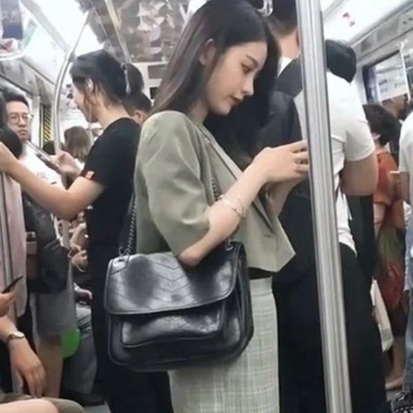 2020 новая натуральная кожа европейская и американская ретро ники сумка messenger bag rhombus цепной плечо крестовик большой емкость маленьк, Black;red