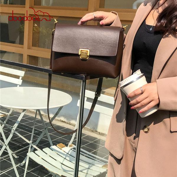 doodoo 2020 new leather wide shoulderniche design single shoulder messenger portable commuter handbag fashion messenger bag
doodoo 2020 new leather wide shoulderniche design single shoulder messenger portable commuter handbag fashion messenger bag