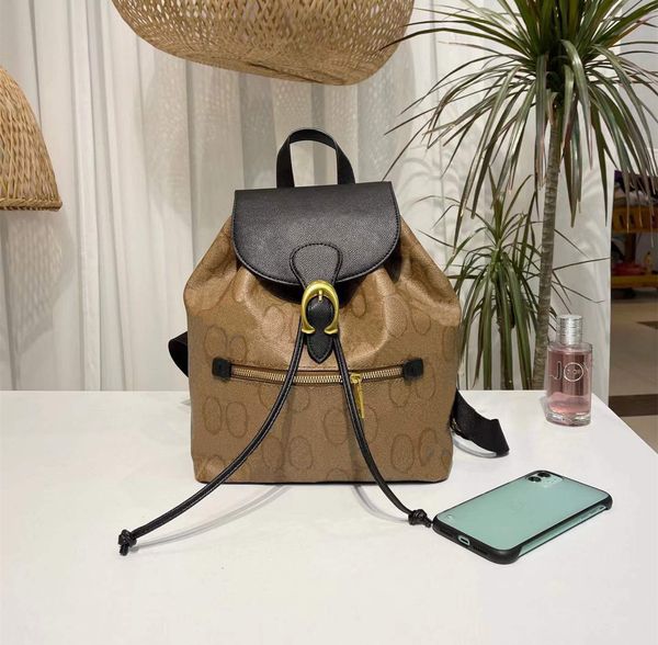 designer backpack womens fashion retro leisure drawstring travel bag large capacity luxury women's handbag ladies backpacks students sc
designer backpack womens fashion retro leisure drawstring travel bag large capacity luxury women's handbag ladies backpacks students sc