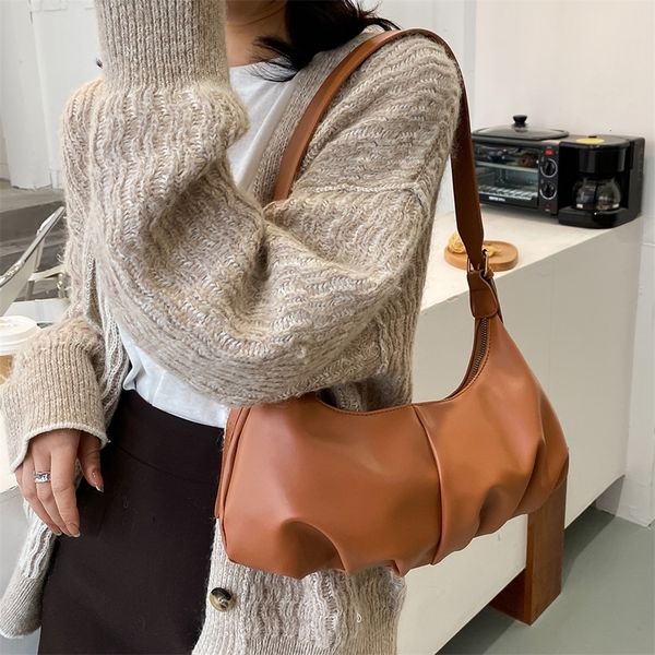 fashion retro solid color crossbody bag women pleated cloud pu totes travel streetwear large capacity shoulder messenger pouch
fashion retro solid color crossbody bag women pleated cloud pu totes travel streetwear large capacity shoulder messenger pouch