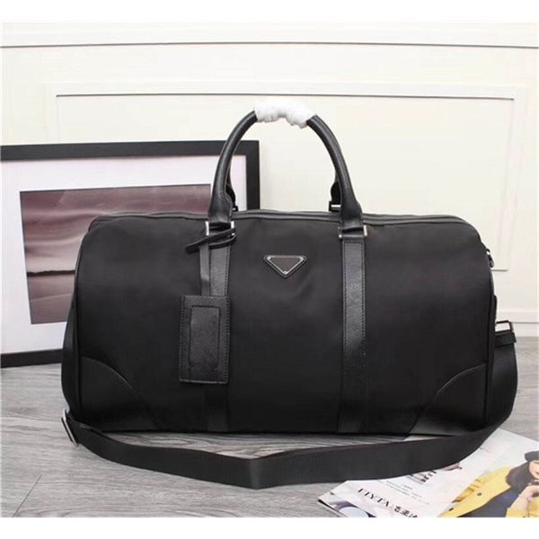 global classic luxury package canvas leather cowhide men's travel bag handbag 8001 size 50 28 27 cm
global classic luxury package canvas leather cowhide men's travel bag handbag 8001 size 50 28 27 cm