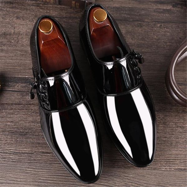 men's small spring new formal business male personality leather of men with dress shoes noto, Black
men's small spring new formal business male personality leather of men with dress shoes noto, Black