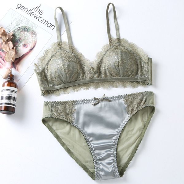 termezy new women underwear wire satin panties and lace bra set hollow lingerie women brassiere eyelash bralette c1212, Black;white
termezy new women underwear wire satin panties and lace bra set hollow lingerie women brassiere eyelash bralette c1212, Black;white