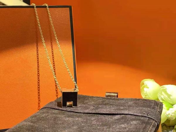 block fashion pendant necklaces new arrive necklace for man woman necklaces jewelry pendant good quality 4 color with box, Silver
block fashion pendant necklaces new arrive necklace for man woman necklaces jewelry pendant good quality 4 color with box, Silver