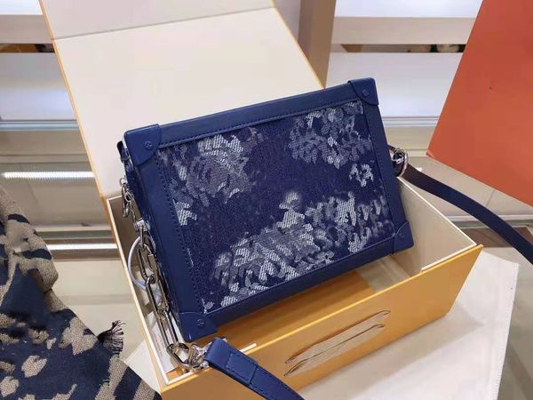 canvas box messenger bag lady reading one girls women purses tote handbags handbag shoulder bags aslant package quality graffiti crossbody
canvas box messenger bag lady reading one girls women purses tote handbags handbag shoulder bags aslant package quality graffiti crossbody