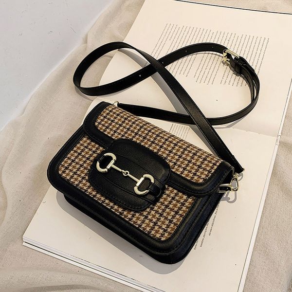 autumn and winter small ck bag women 2020 new fashion one shoulder french designer's cross body with all kinds of atmosphere
autumn and winter small ck bag women 2020 new fashion one shoulder french designer's cross body with all kinds of atmosphere