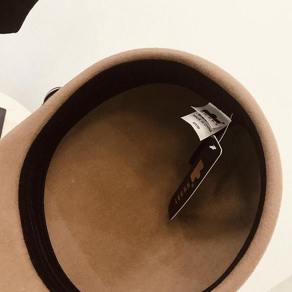 2020 new fashion wool felt cap for women warm wool autumn hat visor beret newsboy cap beige black camel casual ladies flat cabbie hat, Black;white
2020 new fashion wool felt cap for women warm wool autumn hat visor beret newsboy cap beige black camel casual ladies flat cabbie hat, Black;white