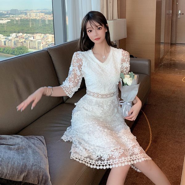 2021 new white summer embroidered woman short sleeve v-neck cuts mid-dress women's casual party dress yn3s, Black;gray
2021 new white summer embroidered woman short sleeve v-neck cuts mid-dress women's casual party dress yn3s, Black;gray