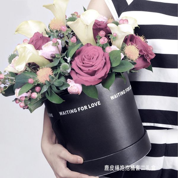 3pcs bucket hand held gift rose valentine's day bouquet packaging flower box party favors candy christmas wedding
3pcs bucket hand held gift rose valentine's day bouquet packaging flower box party favors candy christmas wedding