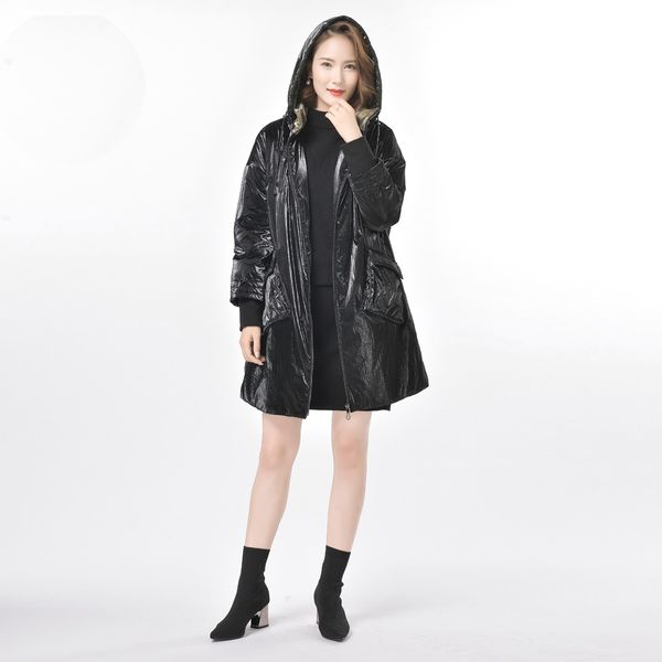2020 fashionable simple atmosphere shiny silk filled winter ladies long jacket, Black
2020 fashionable simple atmosphere shiny silk filled winter ladies long jacket, Black