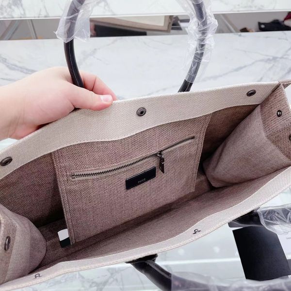 2022luxurys designers shoulder bags handbag woman classic travel shopping bag handbags lady large capacity canvas w
