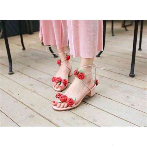 genuine handmade 100% leather shoes fashion women pink rose cross tied med heel sandals flowers inspired, Black
genuine handmade 100% leather shoes fashion women pink rose cross tied med heel sandals flowers inspired, Black