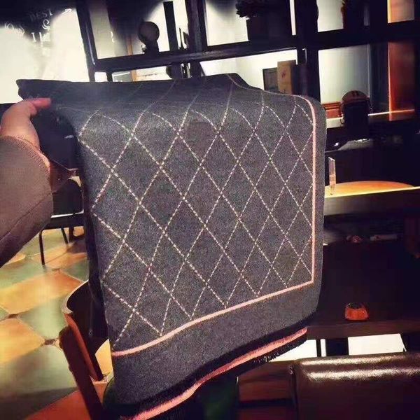 classic plaid scarf double double color in bohemian style letter pattern women scarf wool cashmere scarf shawl warm scarves, Blue;gray
classic plaid scarf double double color in bohemian style letter pattern women scarf wool cashmere scarf shawl warm scarves, Blue;gray