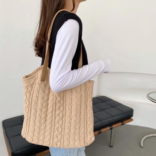 shoulder bags spring/autumn/winter korean hand-knitted package wool large-capacity contrast tide handbag sweet lady
shoulder bags spring/autumn/winter korean hand-knitted package wool large-capacity contrast tide handbag sweet lady