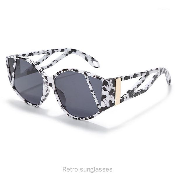 flat round sunglasses men women fashion 2020 retro vintage female big sun glasses oversized black shades fml1, White;black
flat round sunglasses men women fashion 2020 retro vintage female big sun glasses oversized black shades fml1, White;black