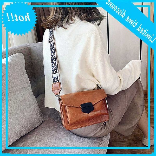women's 2019 new style messenger korean fashion small square pure color one shoulder bag
women's 2019 new style messenger korean fashion small square pure color one shoulder bag