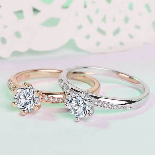 wholesale-hand ornaments the popular six-claw diamond ring couple's wedding ring bronze ornaments in europe and america, Golden;silver
wholesale-hand ornaments the popular six-claw diamond ring couple's wedding ring bronze ornaments in europe and america, Golden;silver