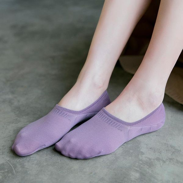 spring summer women socks solid color fashion wild shallow mouth invisible socks felmen slipper, Black;white
spring summer women socks solid color fashion wild shallow mouth invisible socks felmen slipper, Black;white