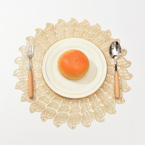 table runner pvc hollow out placemat conch pattern gold stamping decoration kitchen accesorios mesa placemats dining1
table runner pvc hollow out placemat conch pattern gold stamping decoration kitchen accesorios mesa placemats dining1