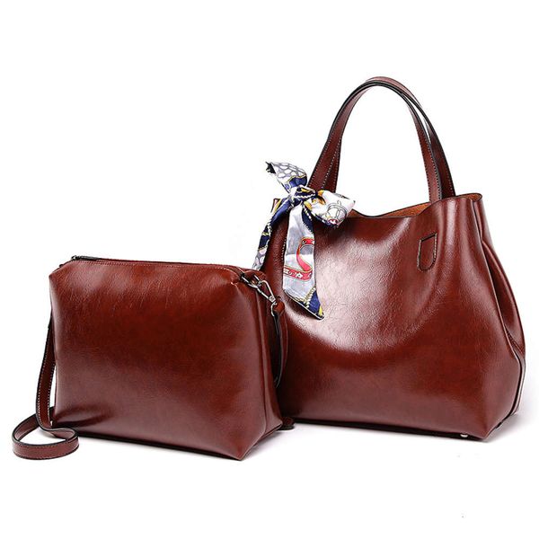 luxurys designers new style fashion handbag messenger 2021 one shoulder women's tote bag
luxurys designers new style fashion handbag messenger 2021 one shoulder women's tote bag